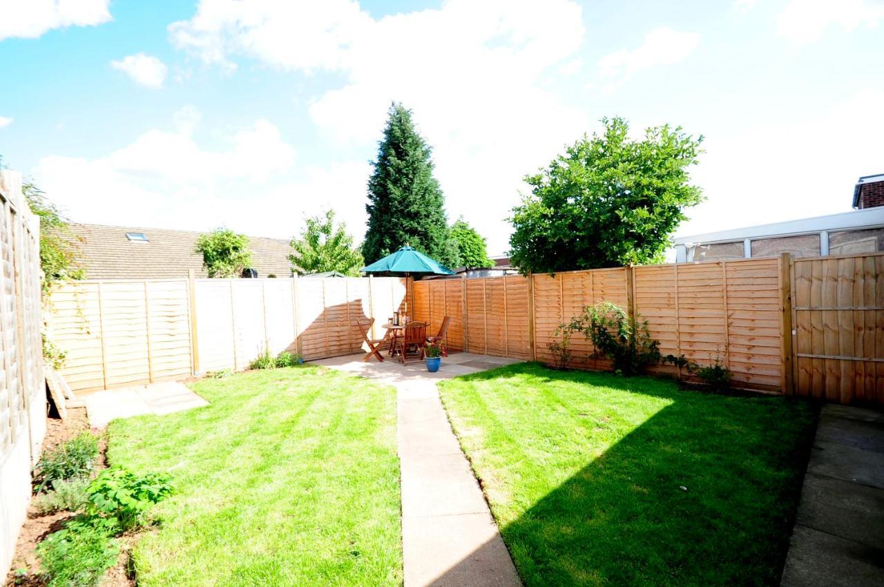 Holiday home Newly Refurbished Next To Hospital Coventry